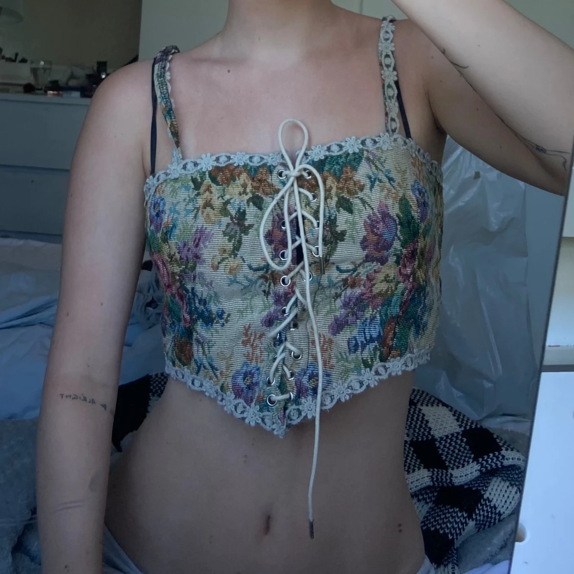 Korsettliknande topp 