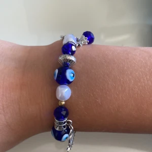 Armband - Armband som är hemgjort, kontakta mig vid intresse😍😍