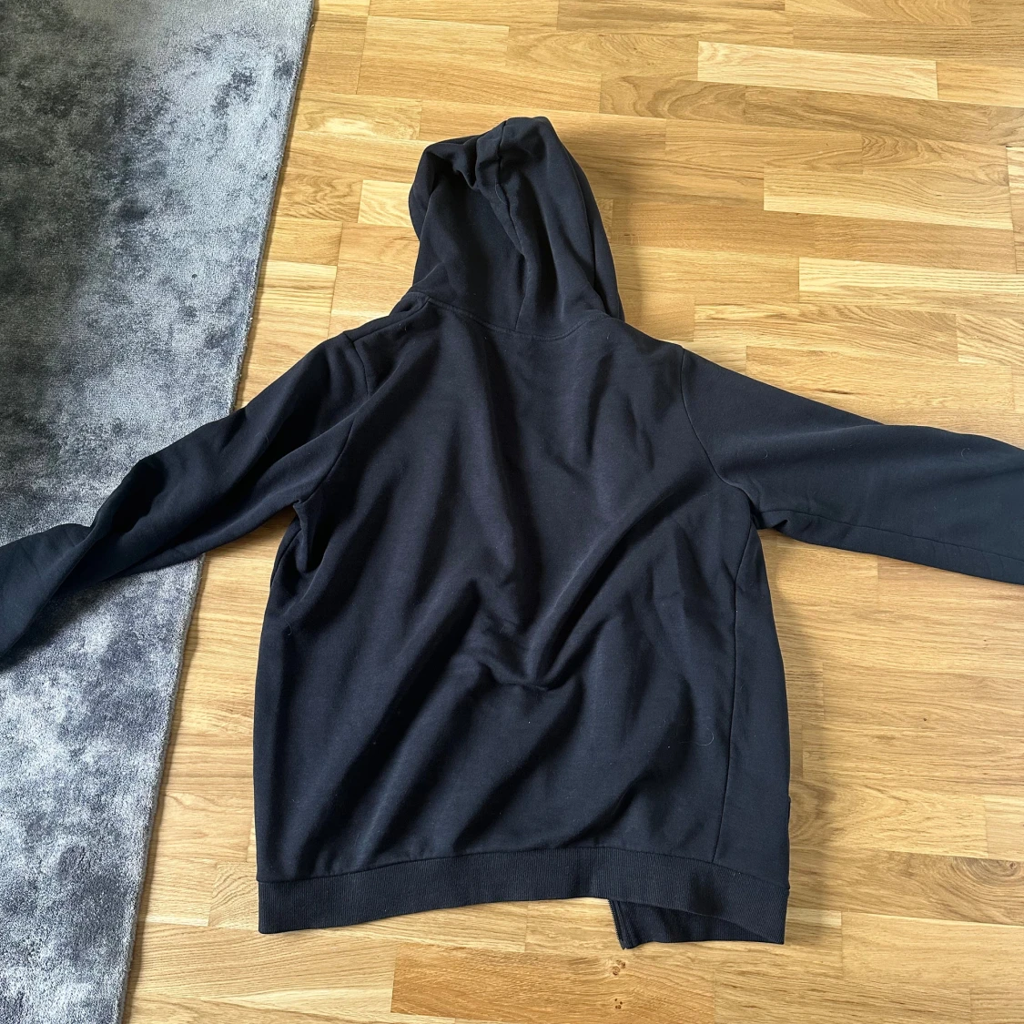 Andy’s zipper hoodie  - 90