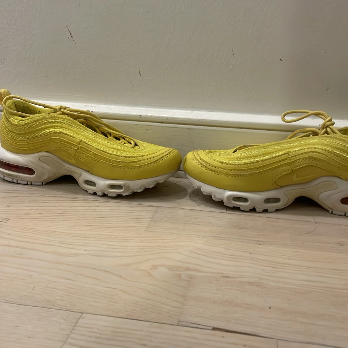 Dom är lite använda men i gott skick - 91