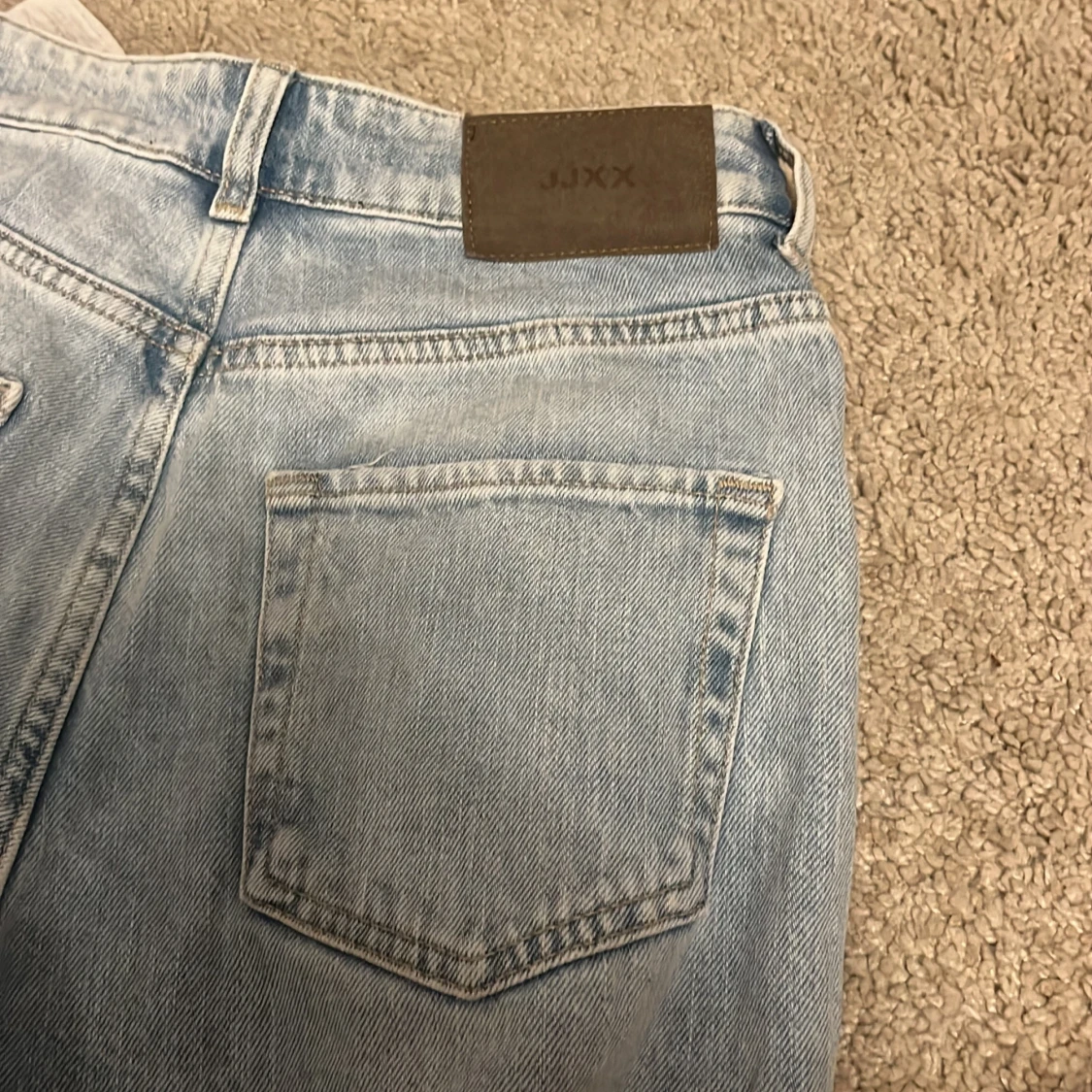 Ljusblåa bootcut jeans - 91