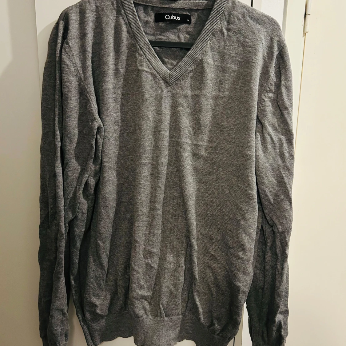 Grå tröja från Cubus