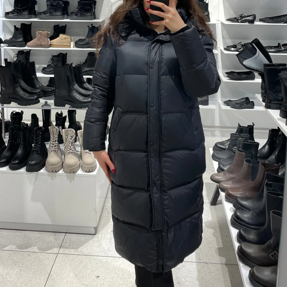 Svart lång dunjacka märke rockandblue 40 nyskick  - 2