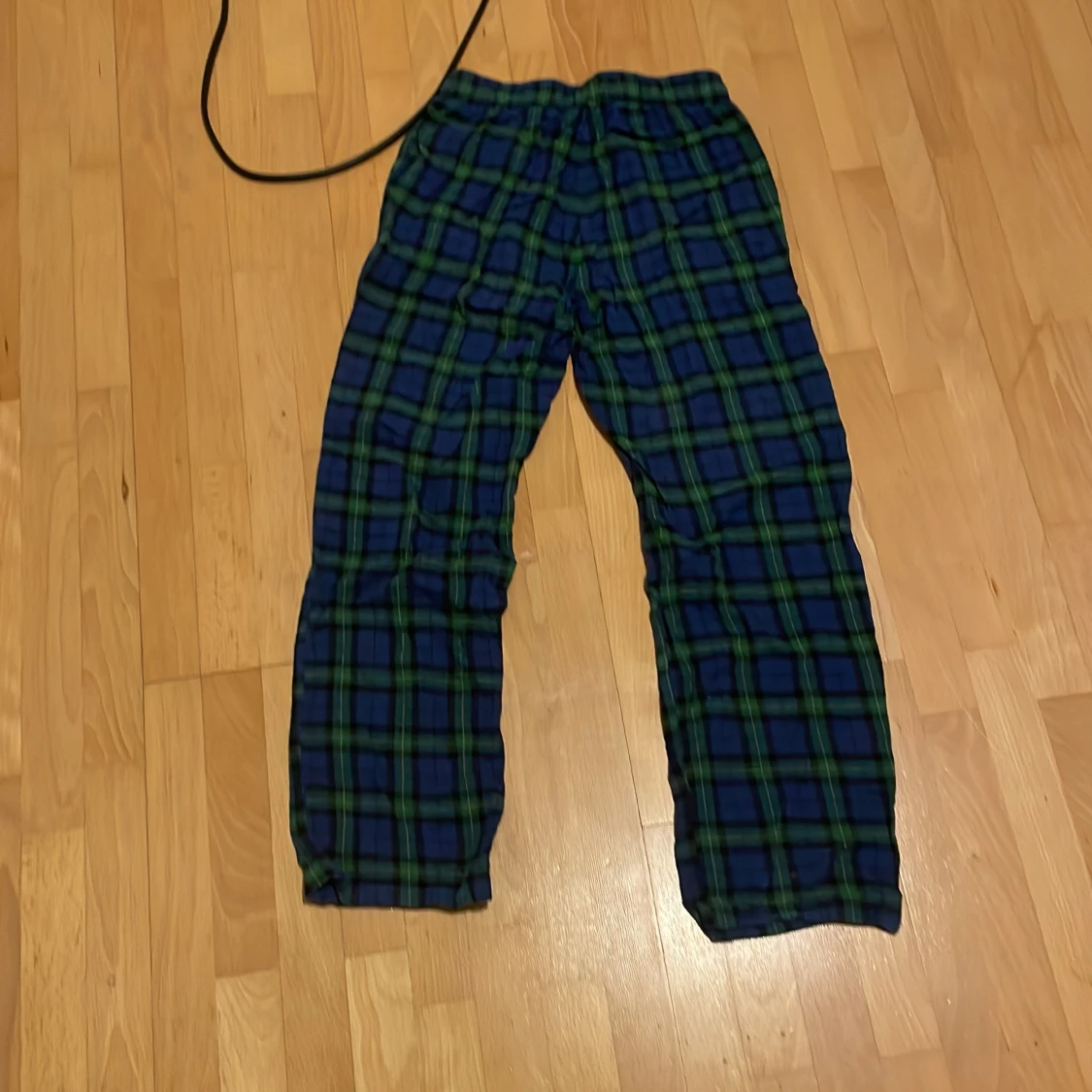 Rutig byxa från Lindex - 1