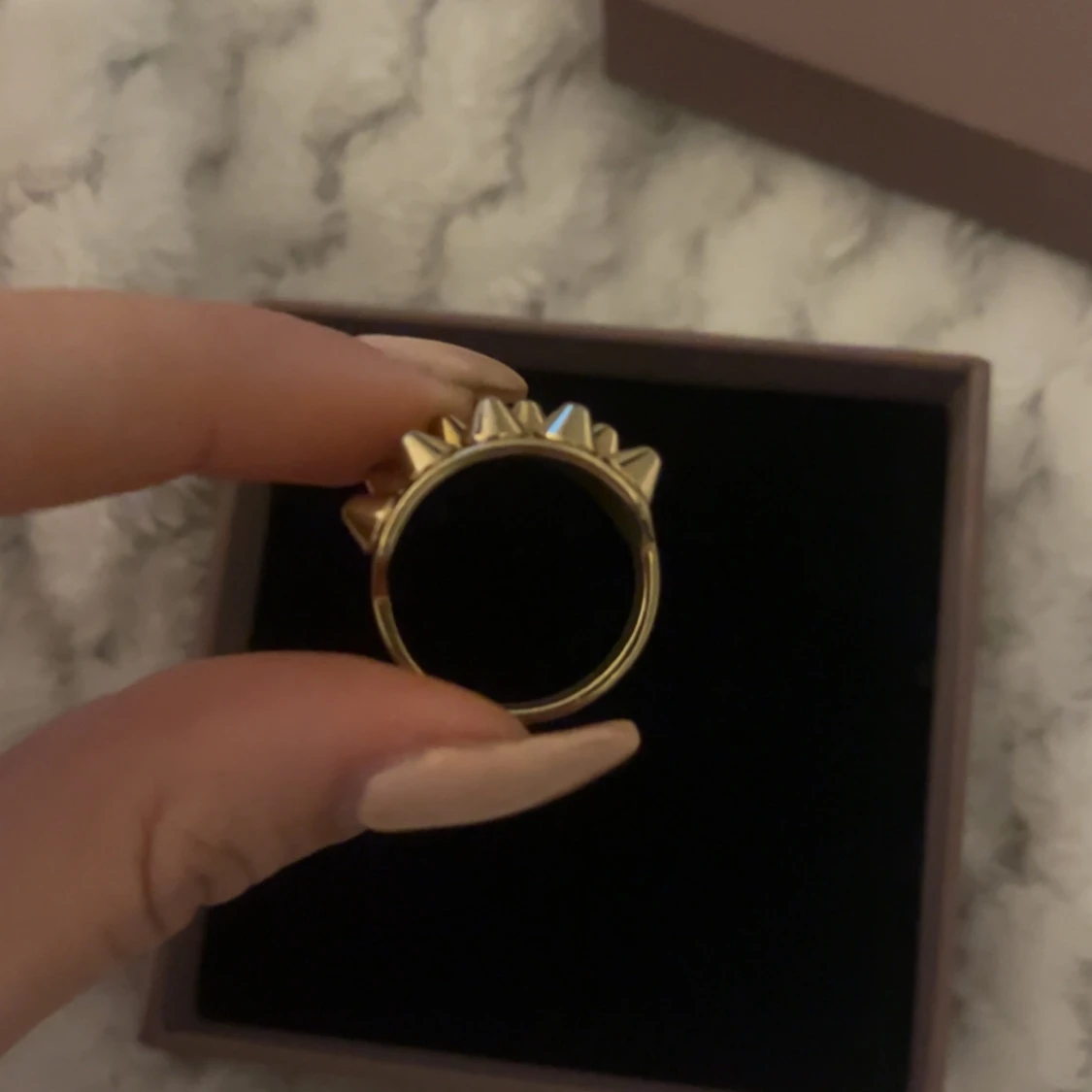 Guldfärgad ring från Edblad - 92
