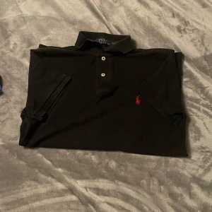 Ralph Laurent piké - Säljer en till fet Ralph Laurent pike, inga defekter passas S-xs