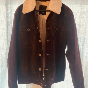 Mockajacka  - Mockajacka i fint skick. I stl L  Rockandblue