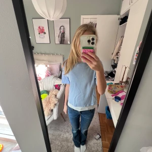 Kortärmad stickad tröja  - Snygg kortärmad stickad tröja, bra skick!🥰