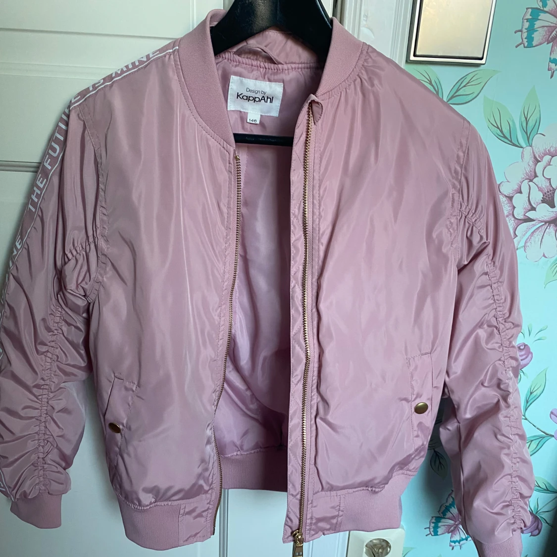 Puderrosa jacka - 90