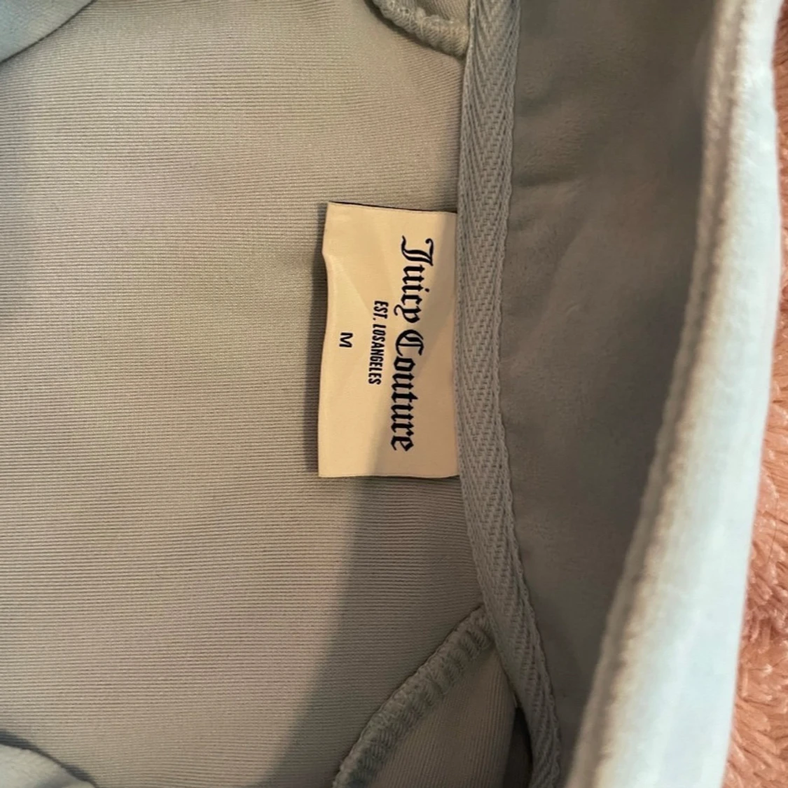 Ljusblå velourjacka från Juicy Couture - 91