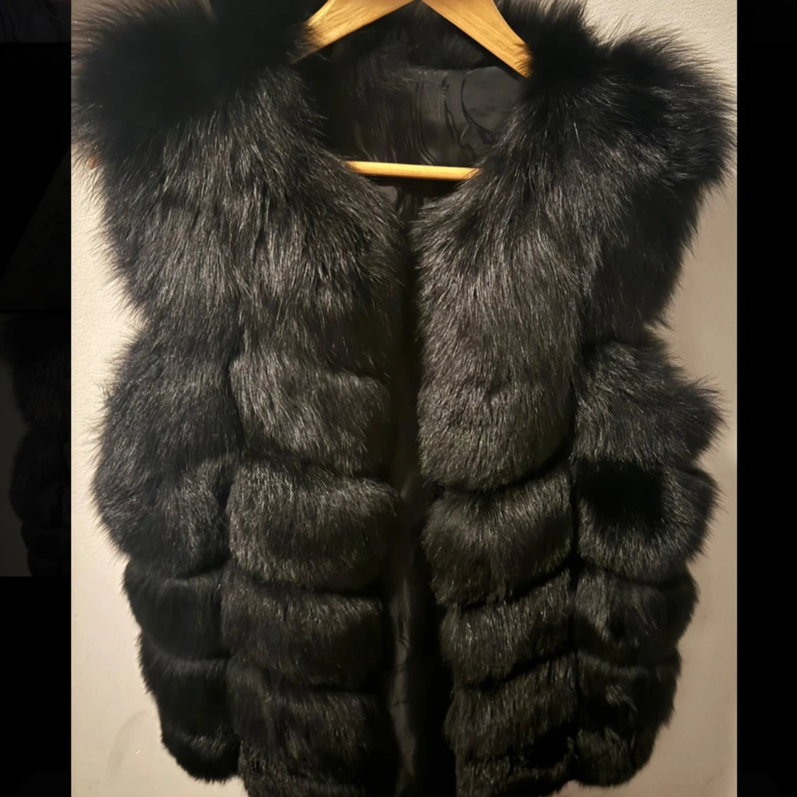 Svart äkta päls väst - 90