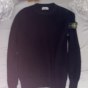 Stone Island Knitwear - Säljes på grund av för små använd 2 gånger max