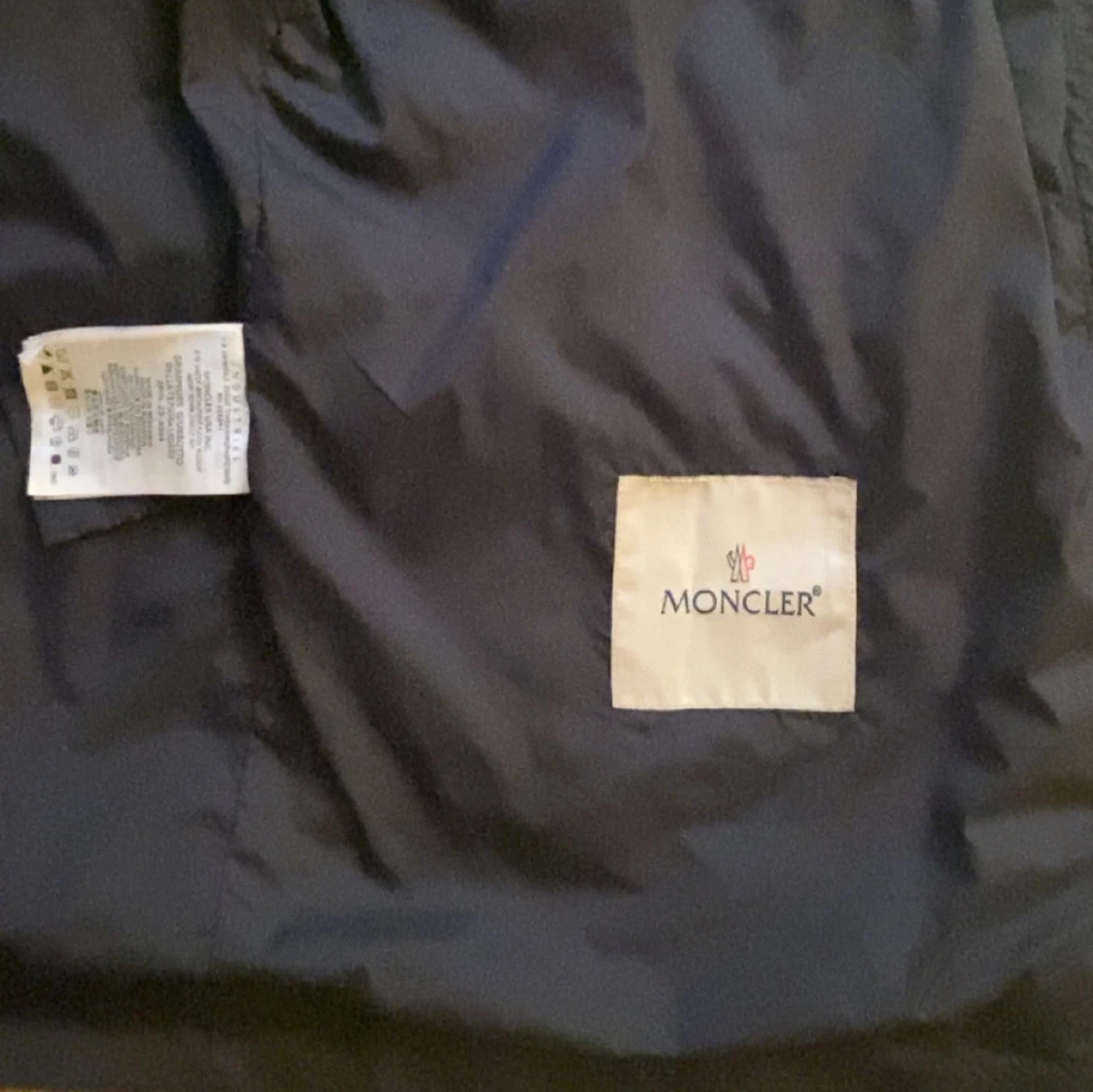 Moncler windbreaker size M - 91