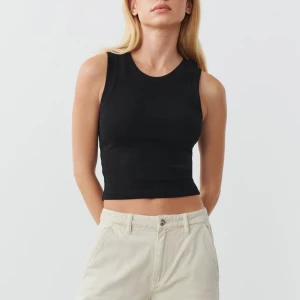 Topp - Ny med lappen kvar 