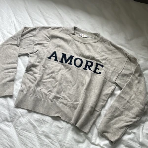 Stickad tröja🩷 - Säljer nu denna så fina stickade tröjan från Gina Young 🩷🩷