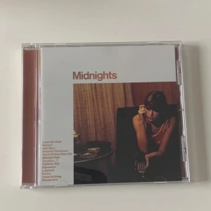 Midnights cd  - aldrig spelad. vid frågor kontakta mig 💗