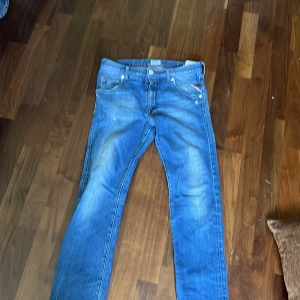 Replay jeans  - Replay jeans passar 154 skum fot 