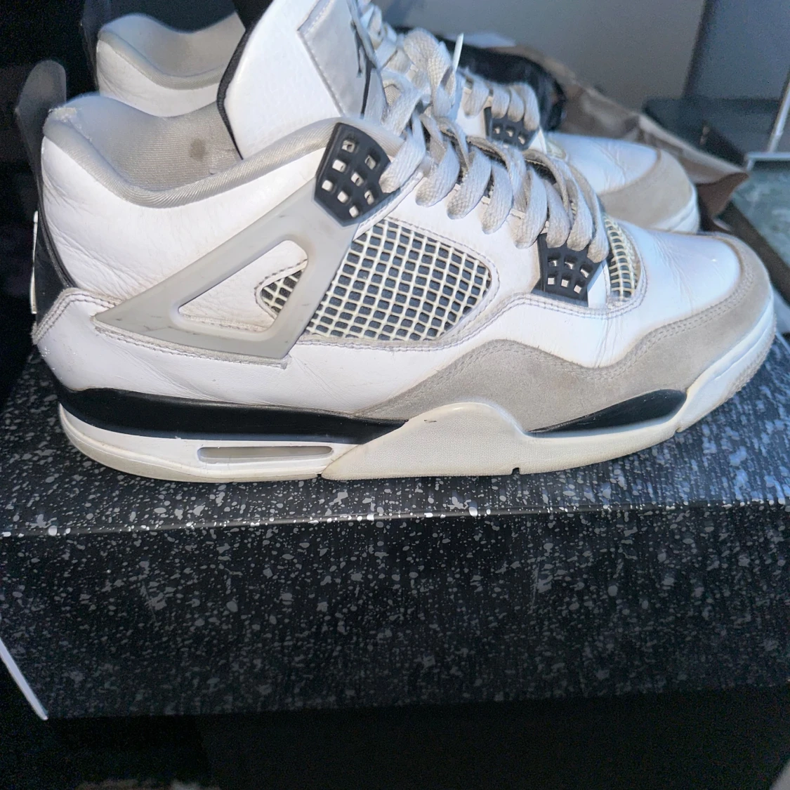 Jordan 4 military black - 92