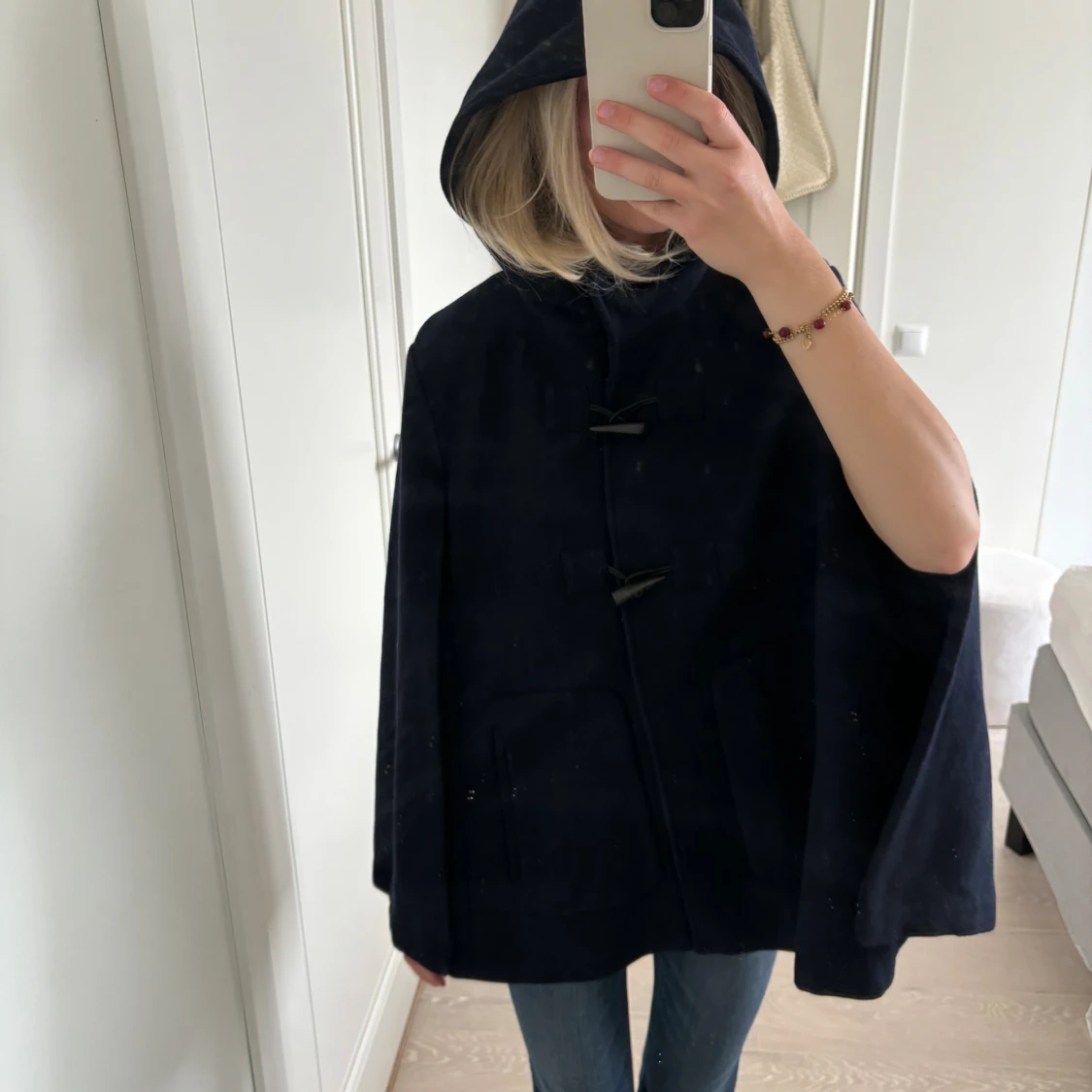 Cape - 91