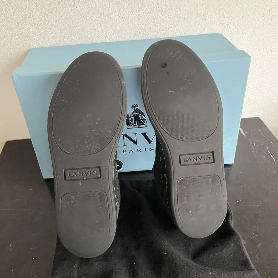 Lanvins  - 1