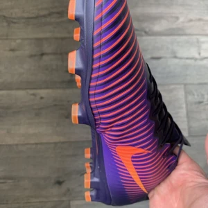 Nike vapor xi - Kontakta mig på insta eller här! Läder har släppt i hälen annars mycket fint skick