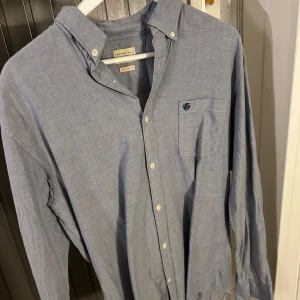 Blå skjorta från selected homme  - Snygg blå skjorta från selected.