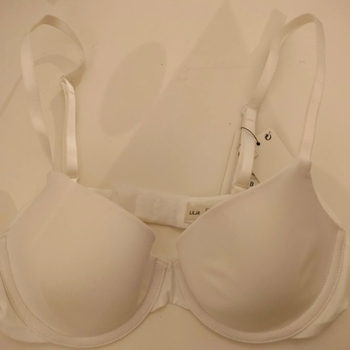 Vit T-shirt BH "Lilja"