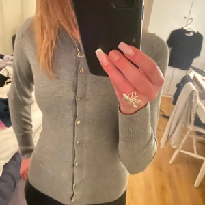 Kofta - Jättesöt kofta, nästan aldrig använd💞💞