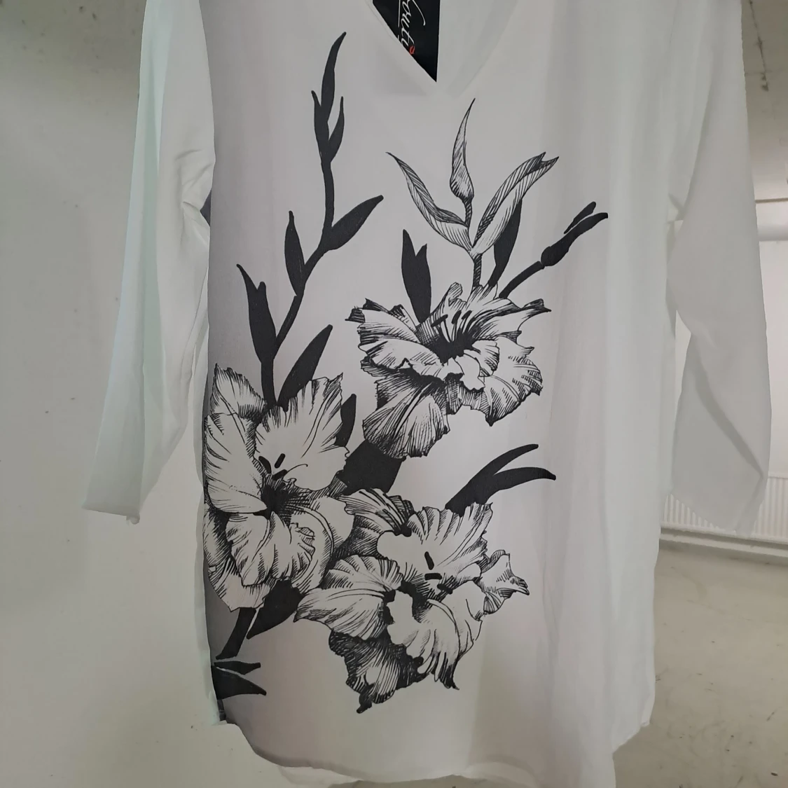 Damblus satin / polyester Storlek 40-42