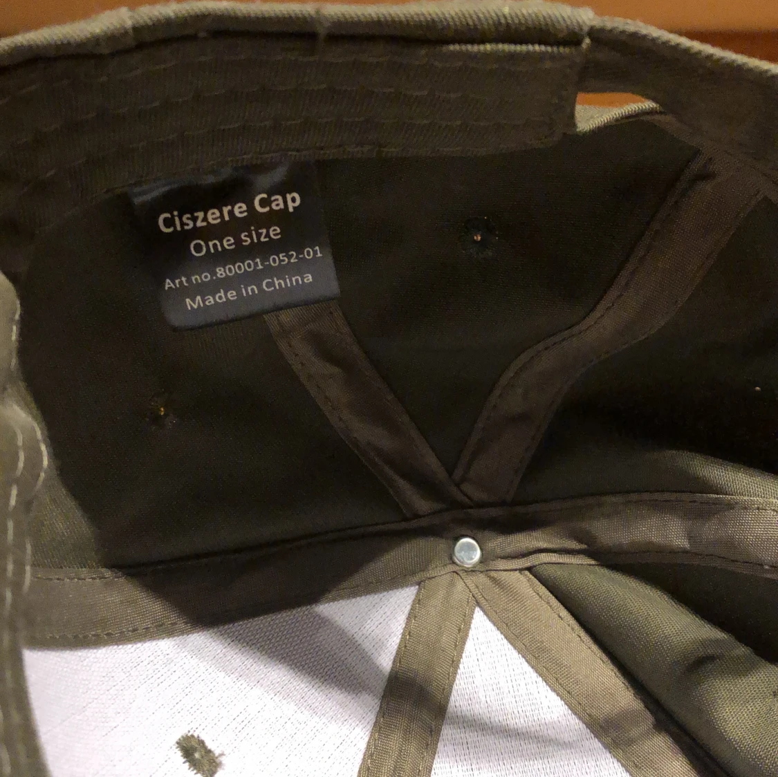 Ciszere kepsar i grön och beige - 1