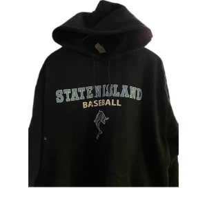 Vintage - Staten Island hoodie -  'Staten Island Baseball' hoodie. Vintage - Storlek M passar S också.
