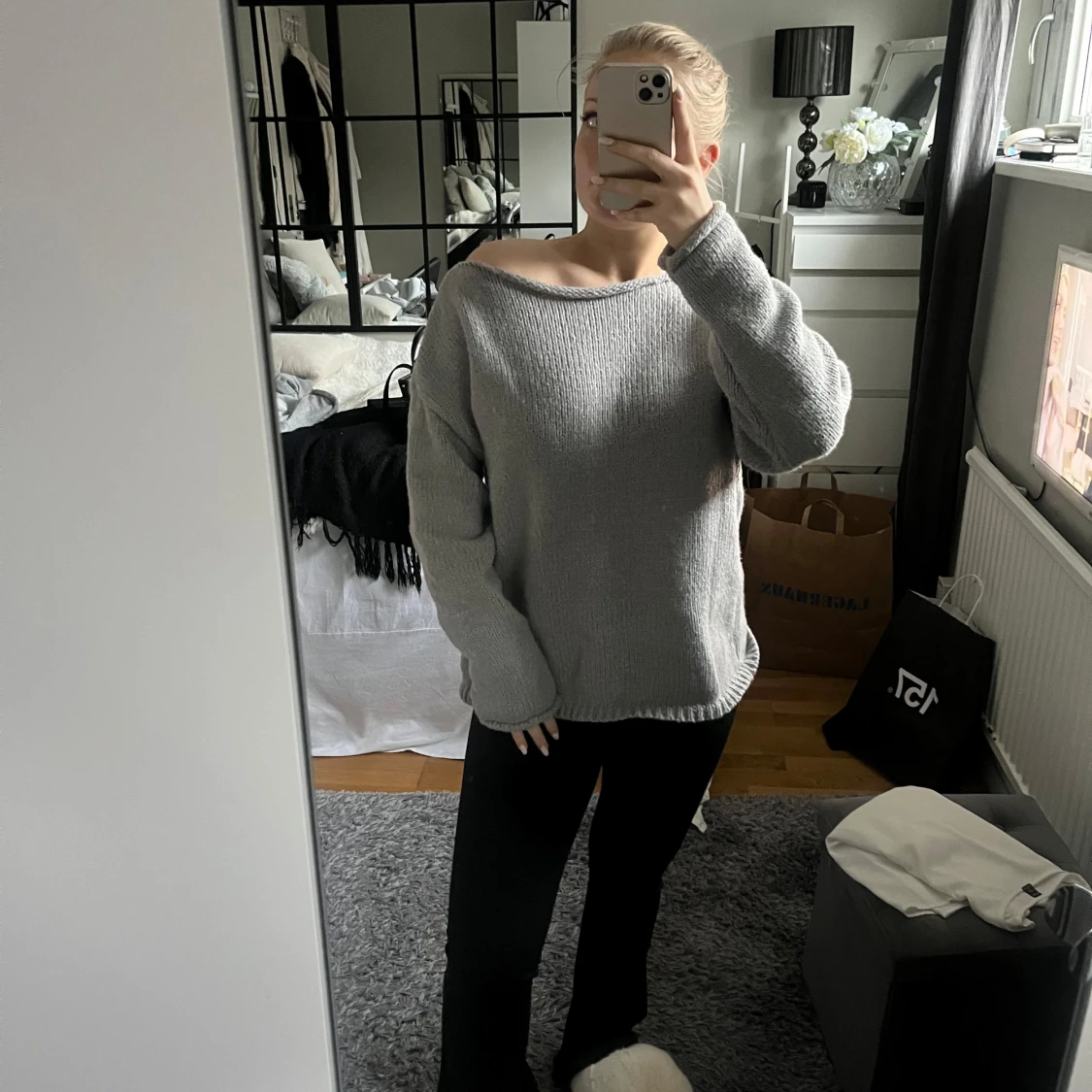 Grå stickad tröja - 90