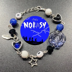 Noeasy inspirerad armband⭐️ - Handgjord straykids armband för endast 50kr!💙 kontakta innan du trycker på köp nu, Swish betalningar går också bra !