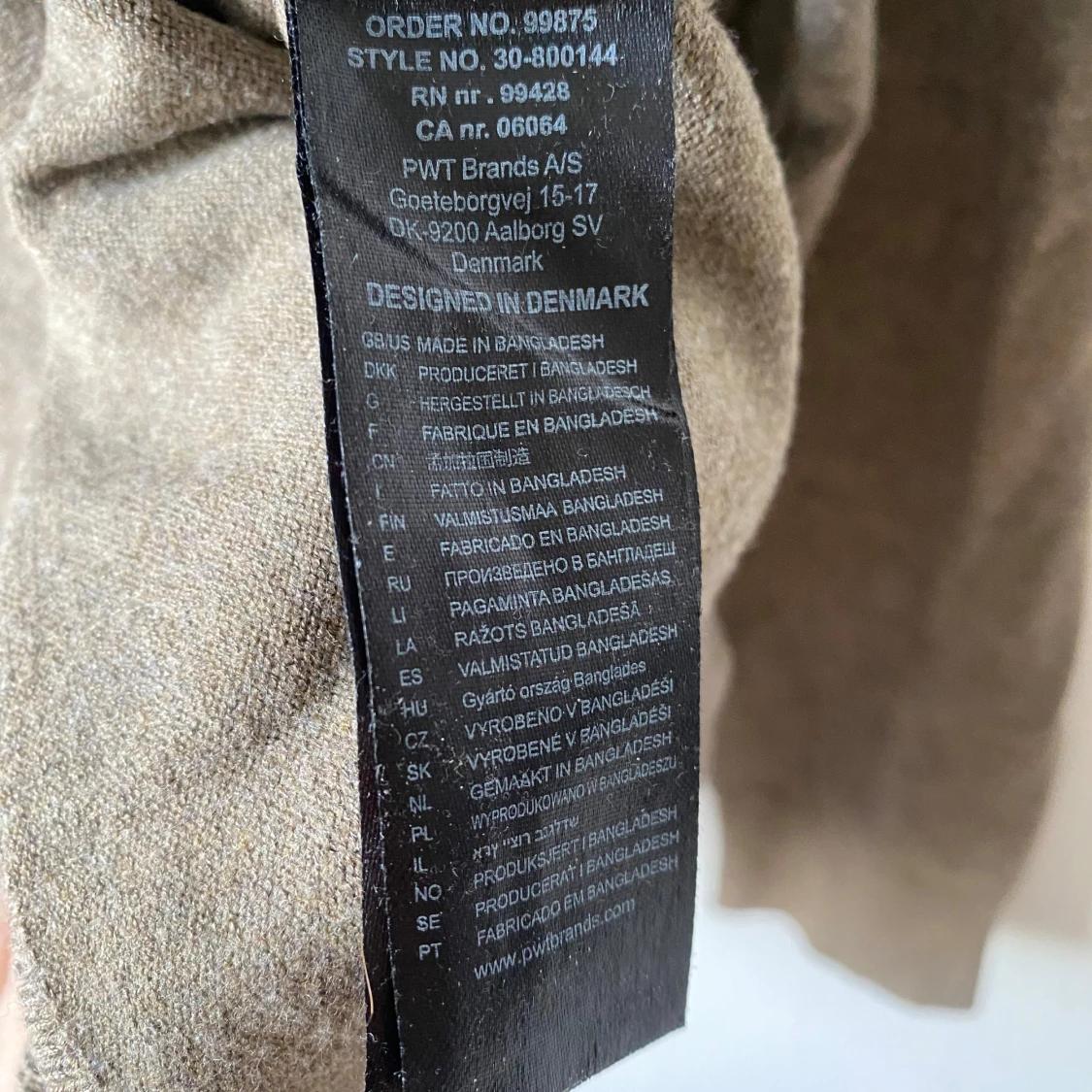 Brun pikétröja från Lindbergh - 92