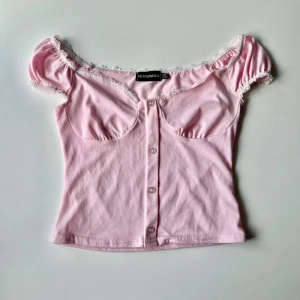 PLT topp - Rosa PrettyLittleThing topp med spets 💕 Säljs inte längre 