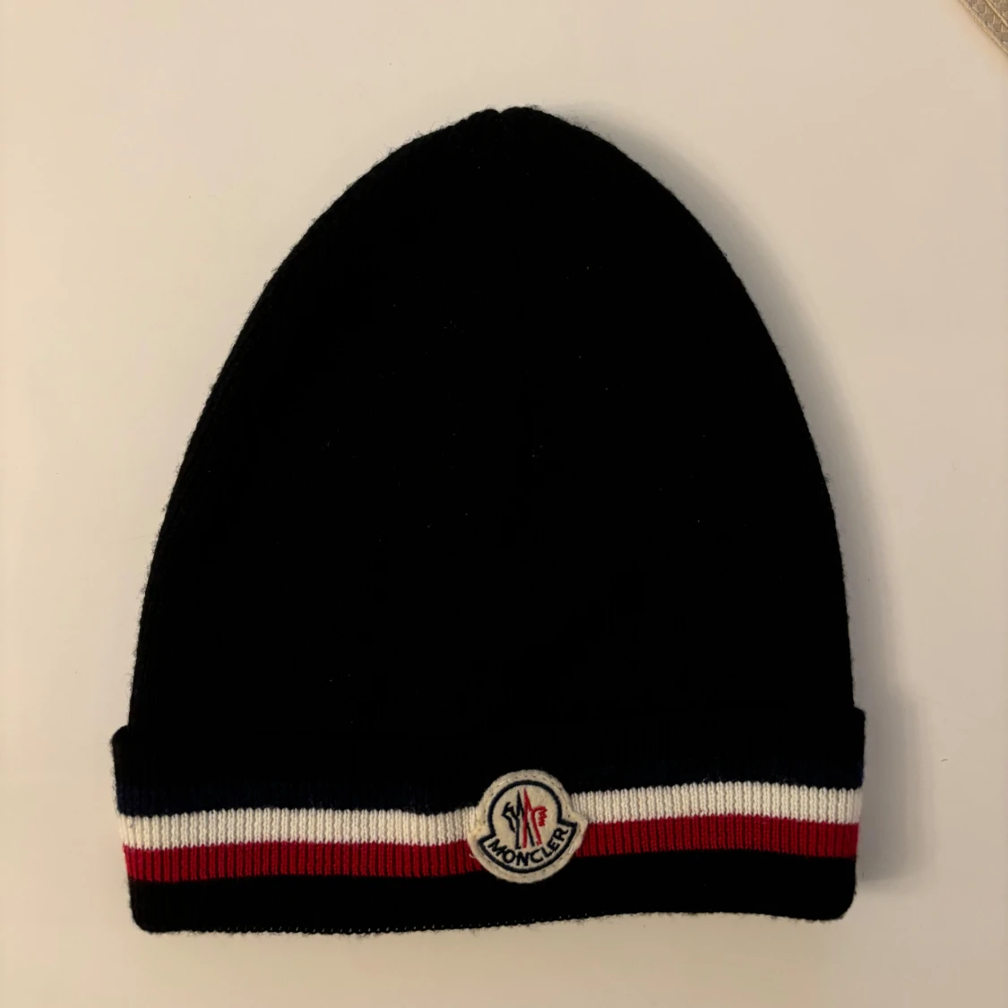 Moncler mössa