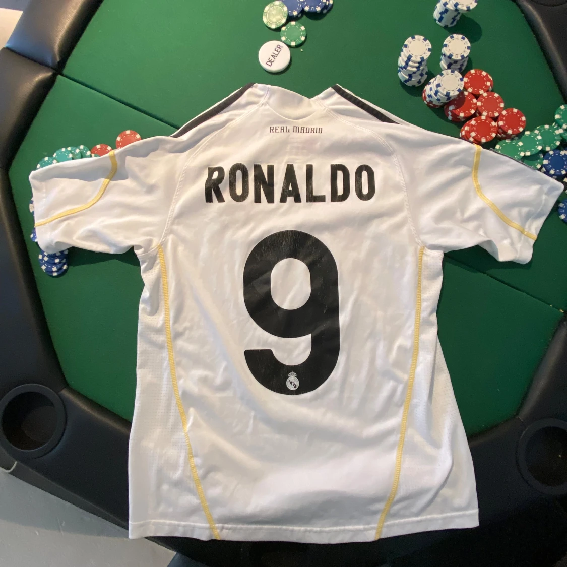 Real Madrid 2009 hemmakit - 90