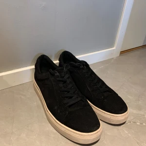 Vagabond skor - Säljer mina snygga vagabond skor i bra skick. Nypris är 1500kr! Strl 45 (Pris kan diskuteras)