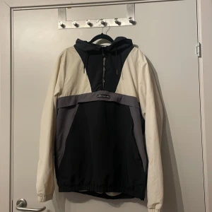 Ellesse vindjacka - Fint skick 