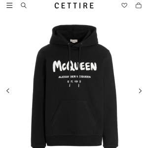 SÖKER EN ALEXANDER MCQUEEN HOODIE I STORLEK L