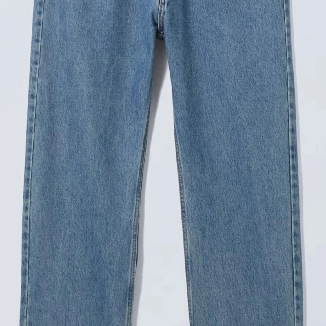 Weekday Space Relaxed Straight Jeans 90s Blue - Mellanblå stl 28/32