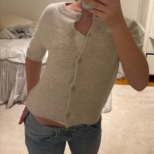 Gina kofta  - Knappt använd! Från Gina Young💗