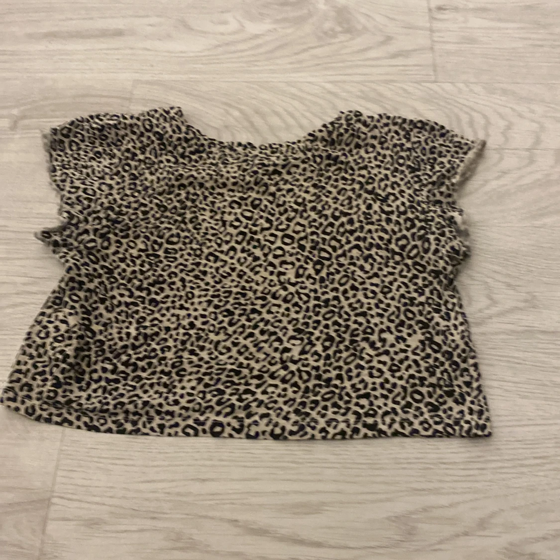 Leopardmönstrad topp från Kappahl - 90