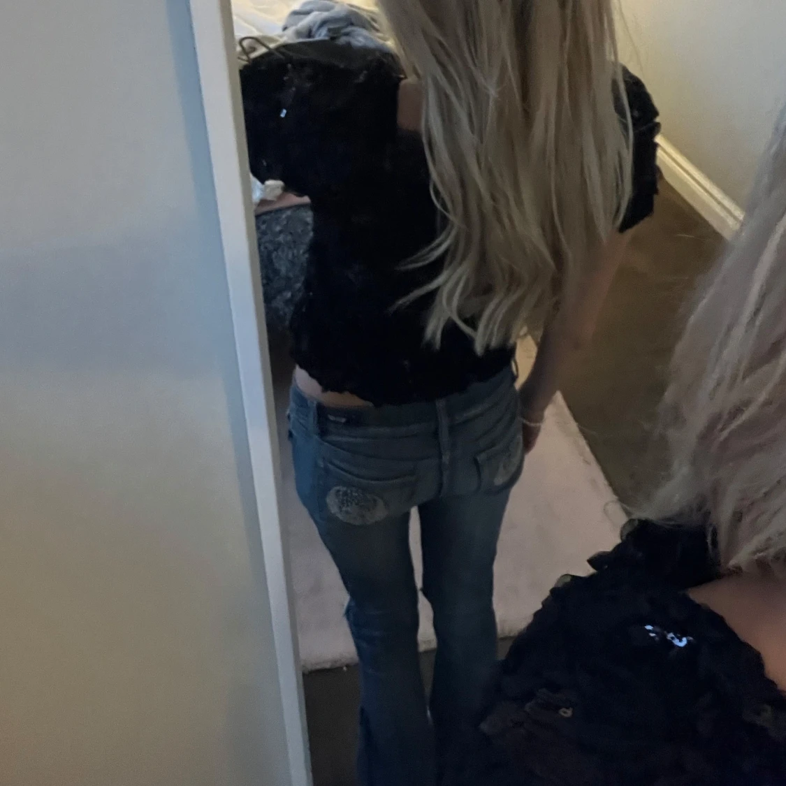 Svart glittrig topp - 2