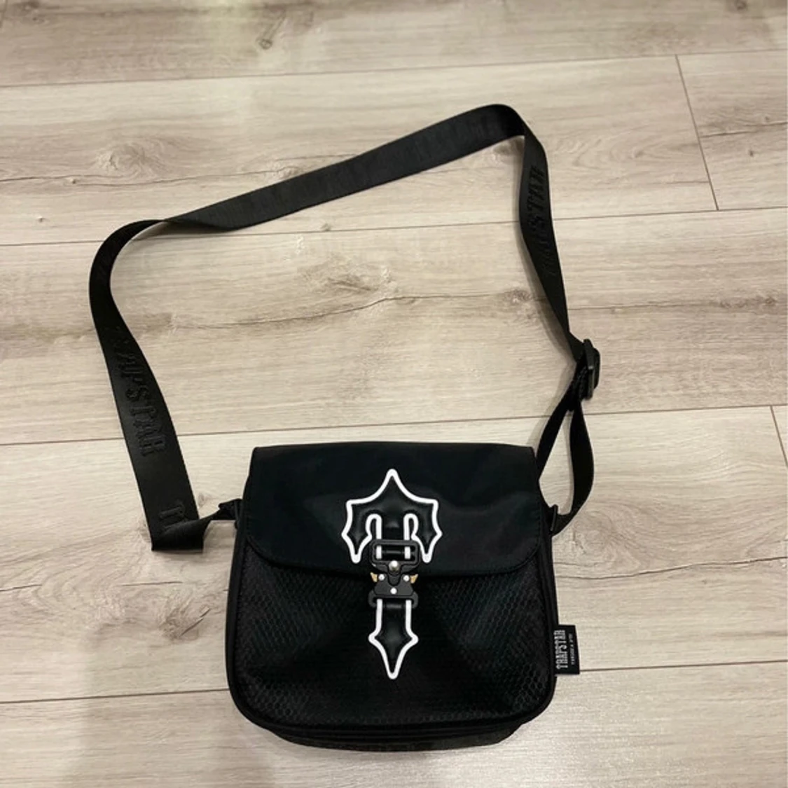 Trapstar väska 