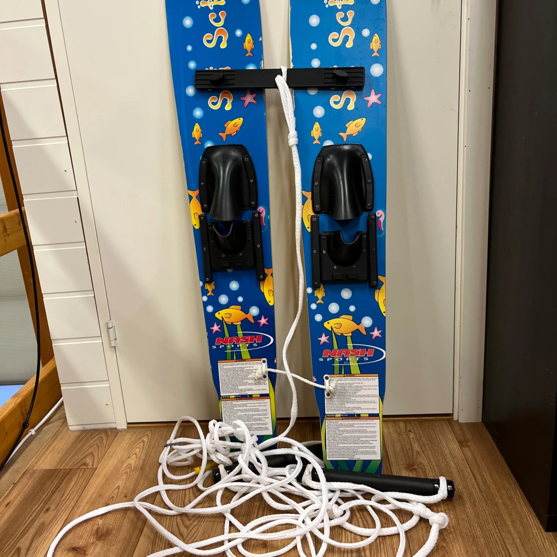 Vattenskidor för barn 🧒