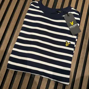 Fin helt oanvänd lyle & scott tröja med lappen kvar. 