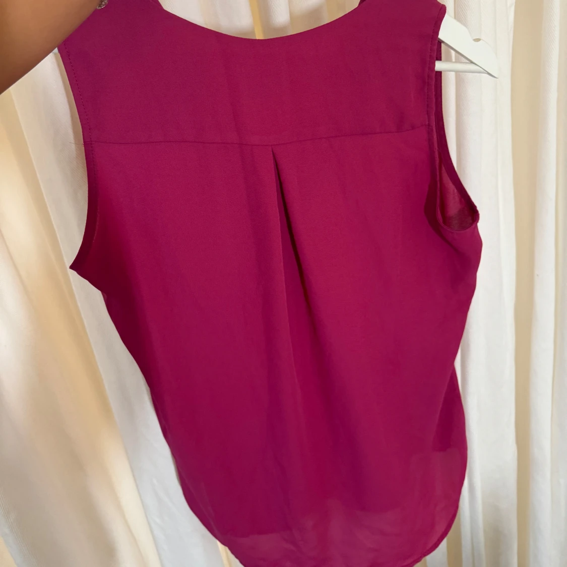 Lila ärmlös topp från Vila - 90