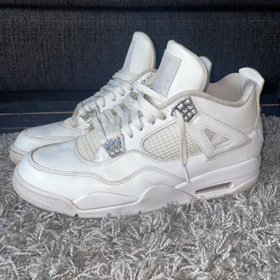 Jordan 4 Pure Money