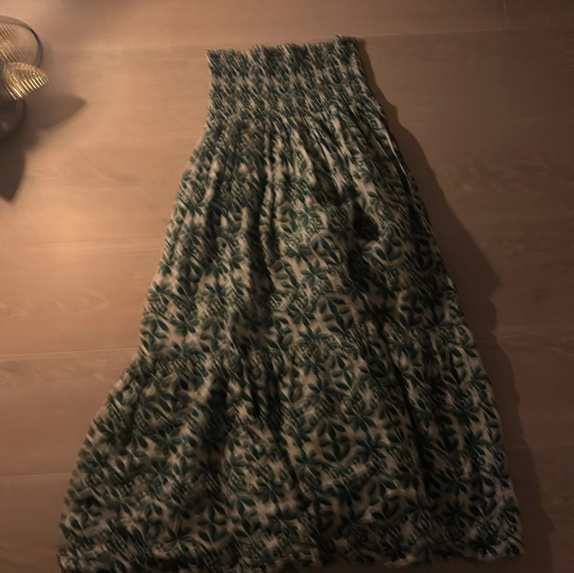 Grönmönstrad långkjol från Zara